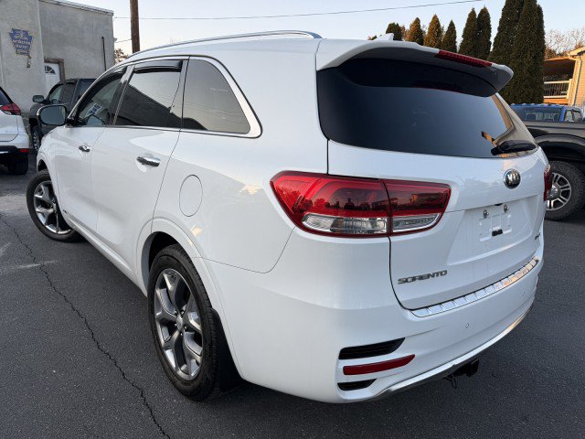 Used 2017 Kia Sorento SX image 7