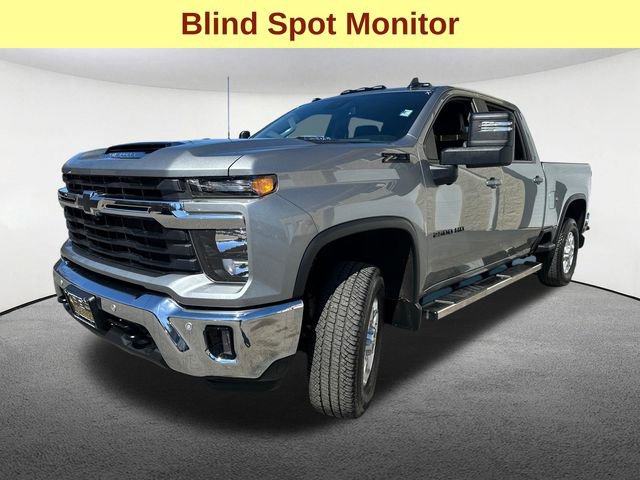 Used 2025 Chevrolet Silverado 2500 LT w/ All Star Edition AWD/4WD image 5