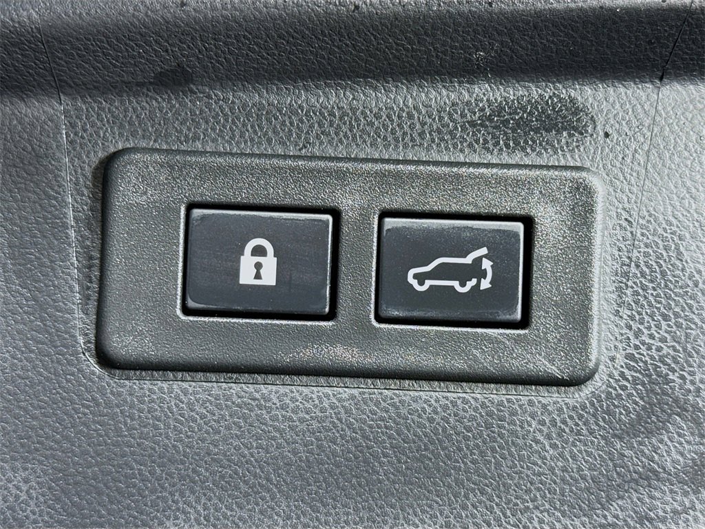 Certified 2024 Subaru Outback Premium image 31