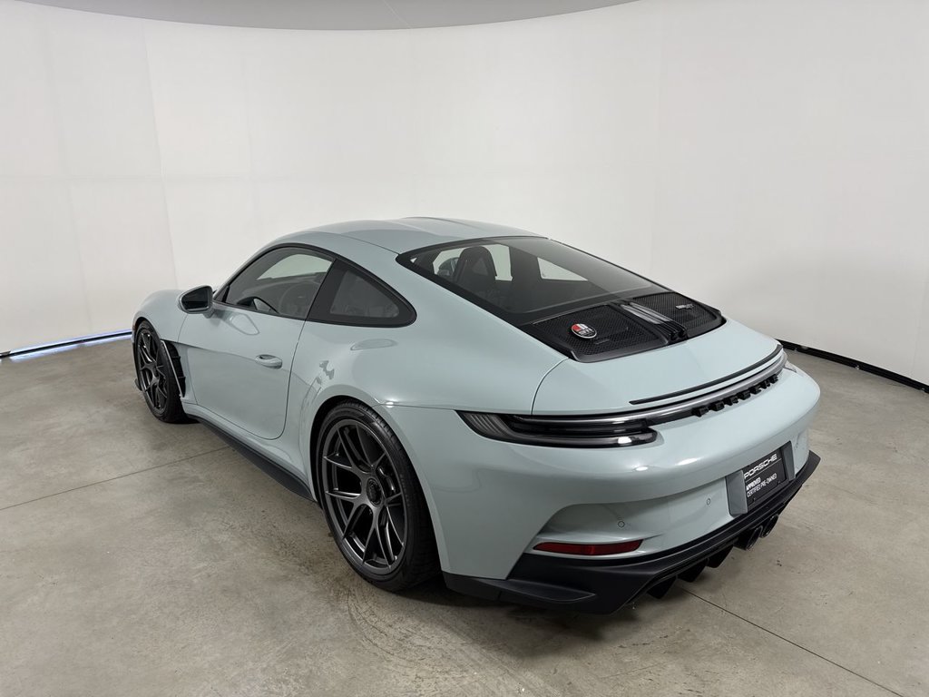 Certified 2024 Porsche 911 GT3 RS RWD image 3