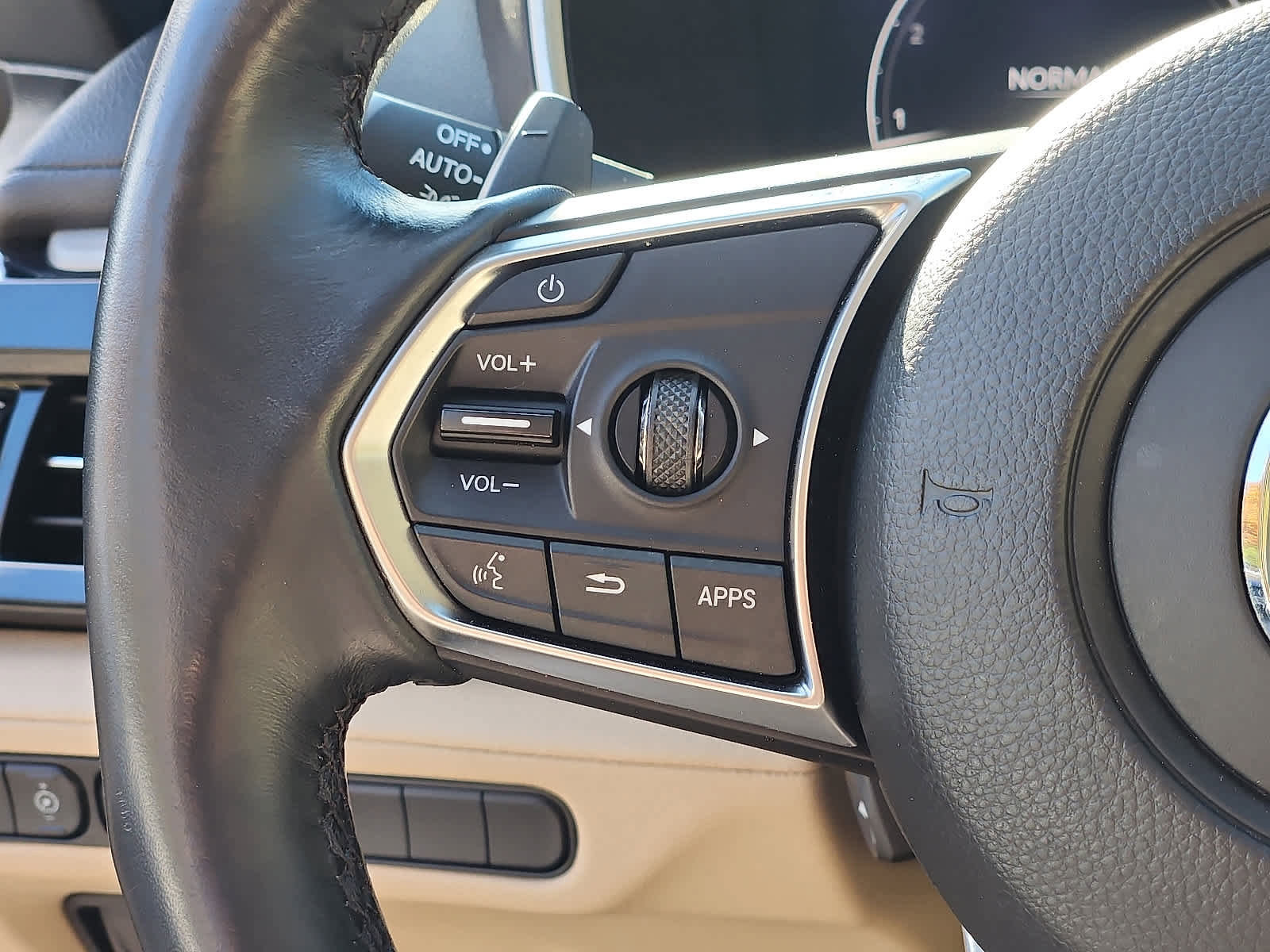 Used 2023 Acura MDX SH-AWD image 22