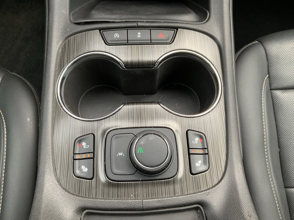 Used 2023 GMC Acadia SLT image 54