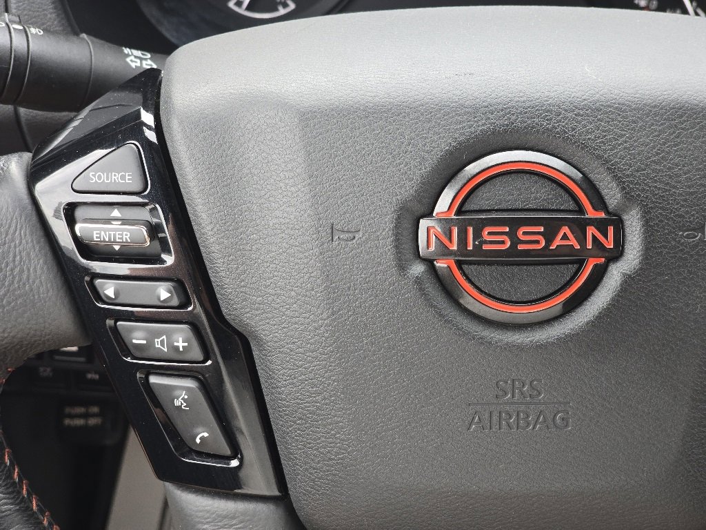 Used 2022 Nissan Frontier PRO-4X w/ Technology Package image 14