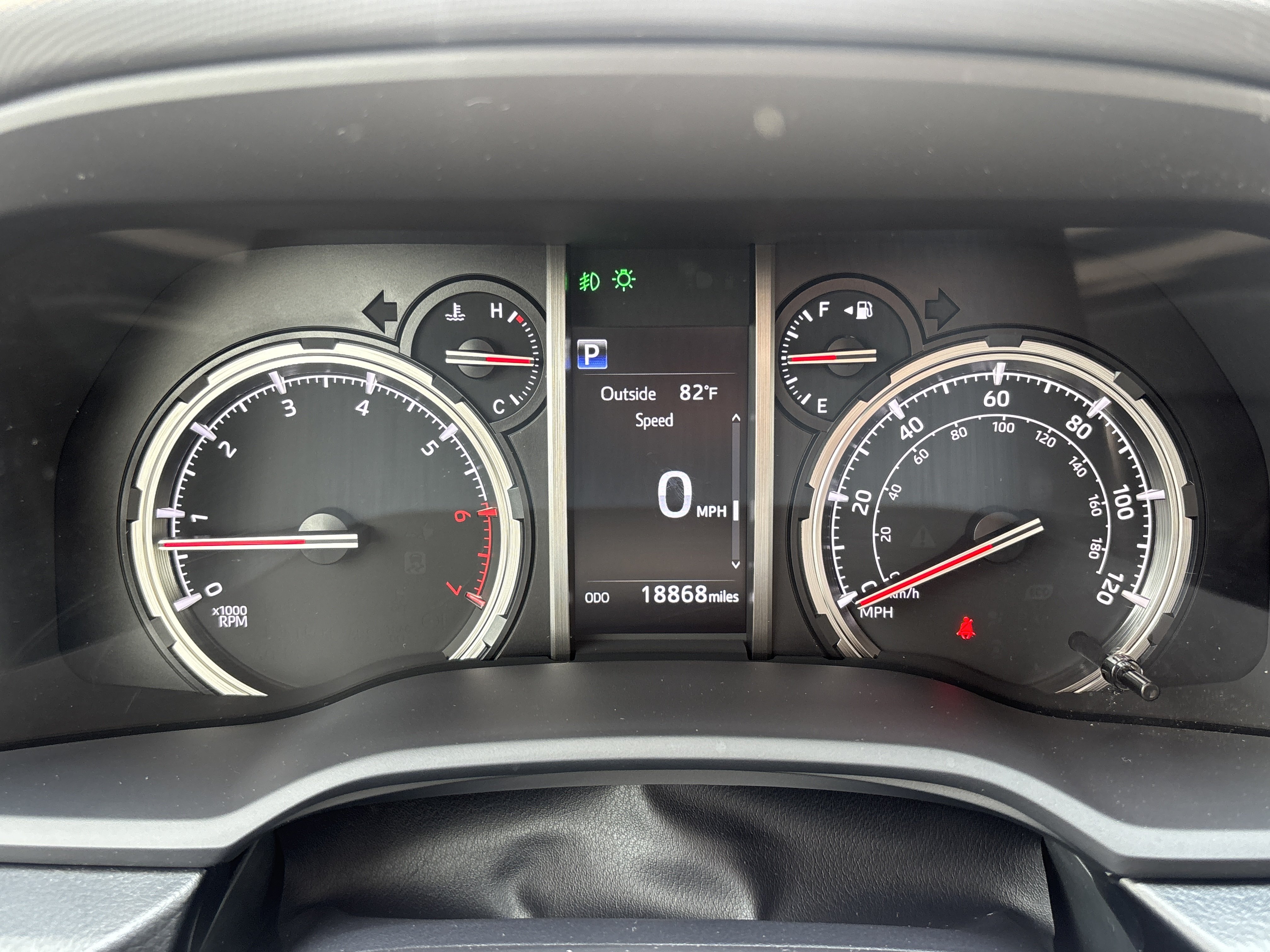 Used 2024 Toyota 4Runner TRD Off-Road Premium w/ Off Road Premium Plus Package AWD/4WD image 5