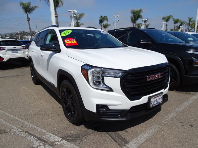 Used 2023 GMC Terrain SLT w/ Elevation Edition FWD image 5
