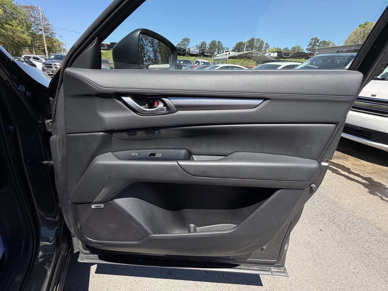 Used 2017 MAZDA CX-5 Touring w/ Preferred Equipment Package AWD/4WD image 26