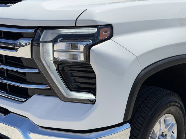 Used 2024 Chevrolet Silverado 2500 LTZ image 13
