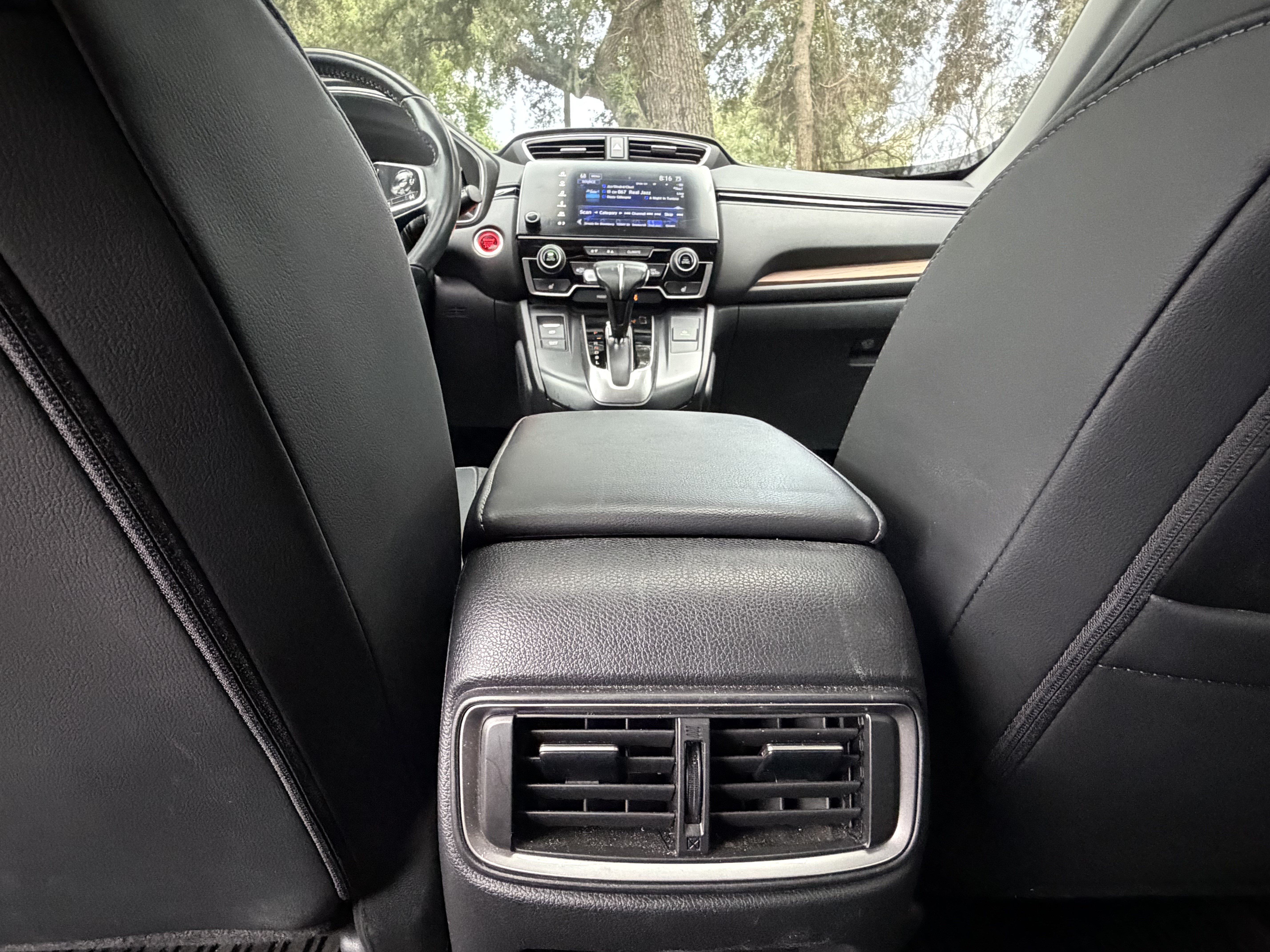 Used 2019 Honda CR-V Touring image 37