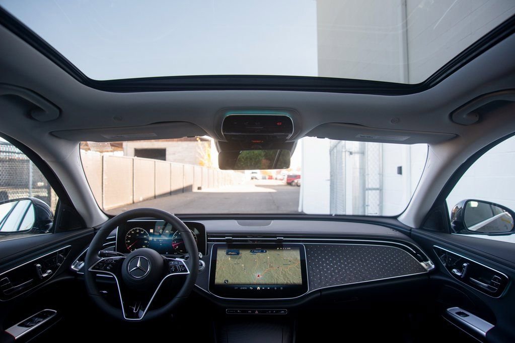 Certified 2025 Mercedes-Benz E 350 4MATIC Sedan image 26