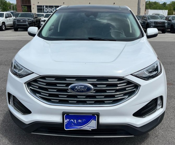 Used 2019 Ford Edge SEL w/ Equipment Group 201A image 2