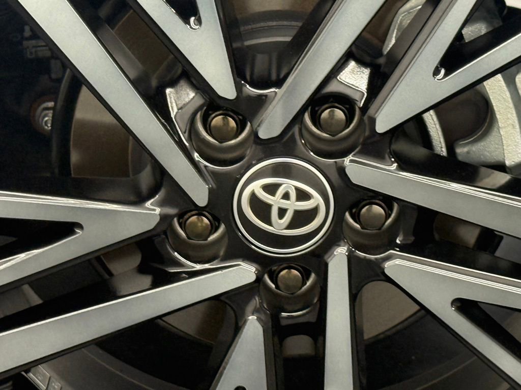Used 2026 Toyota Camry XSE w/ Premium Plus Package image 15