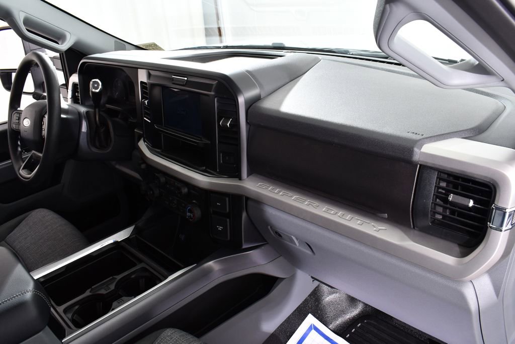New 2025 Ford F550 XLT w/ XLT Value Package image 15