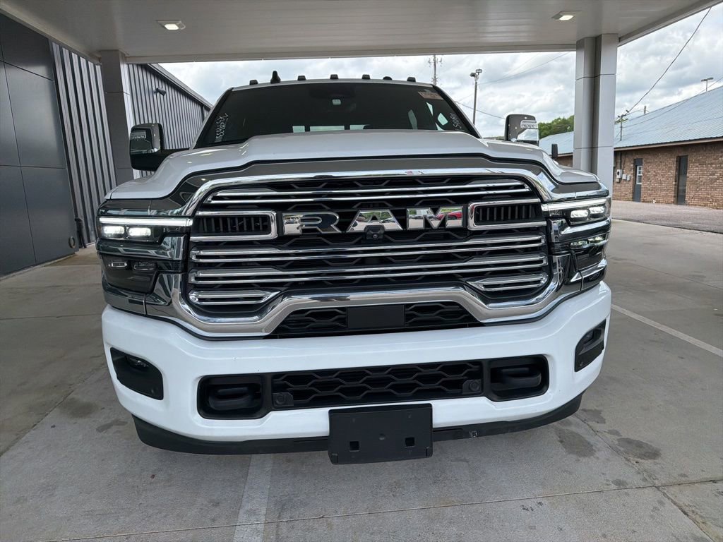Used 2025 RAM 3500 Laramie image 2