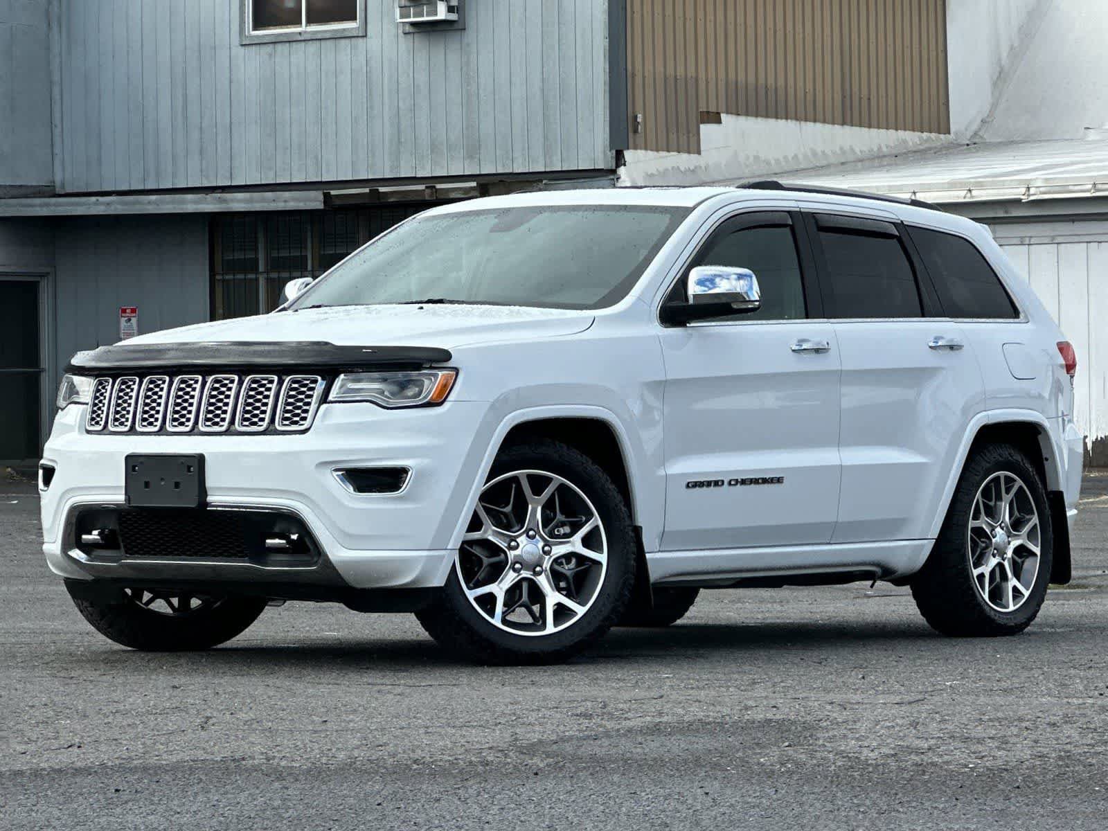 Used 2021 Jeep Grand Cherokee Overland AWD/4WD image 1