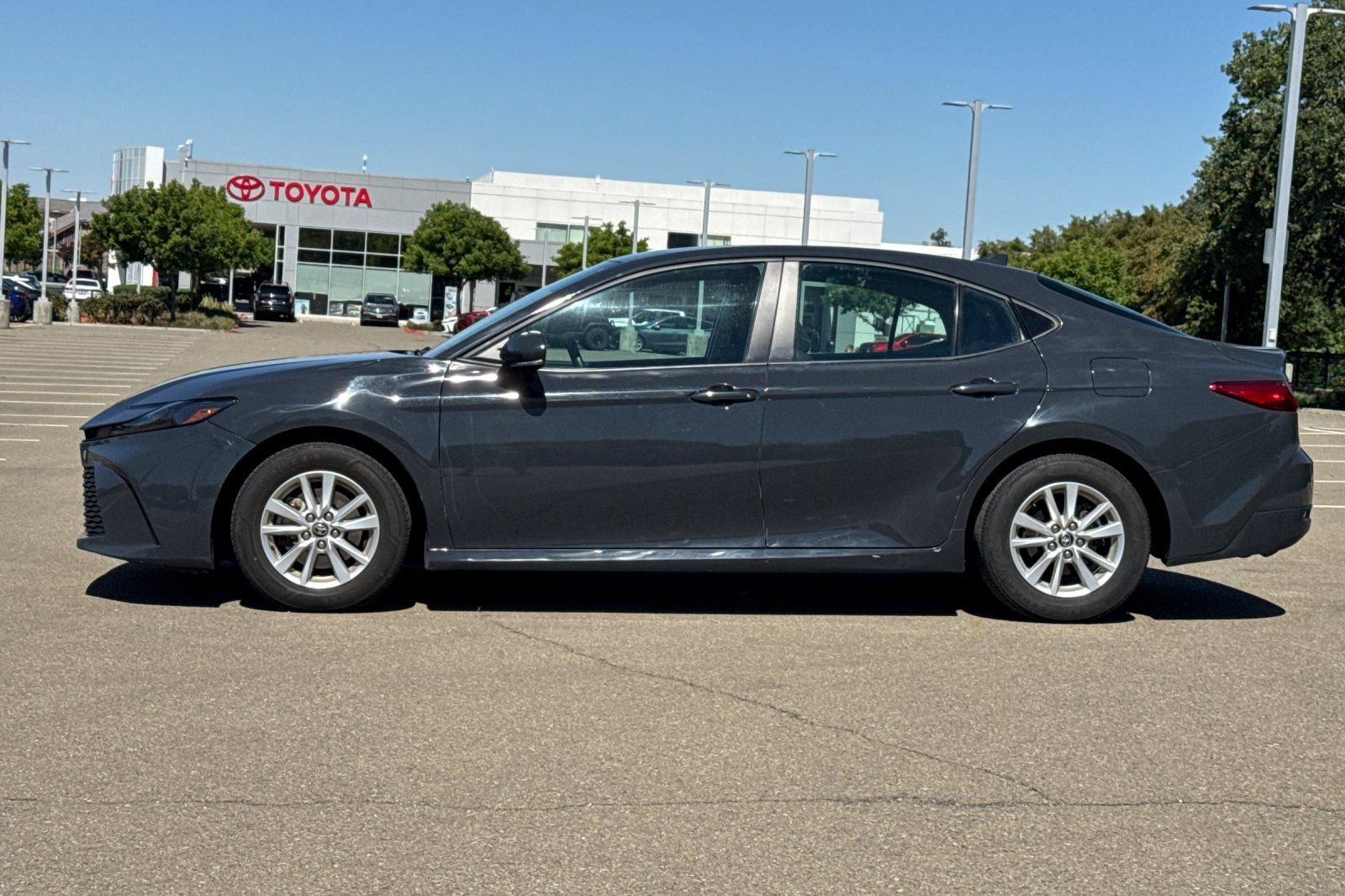 Certified 2025 Toyota Camry LE FWD image 8