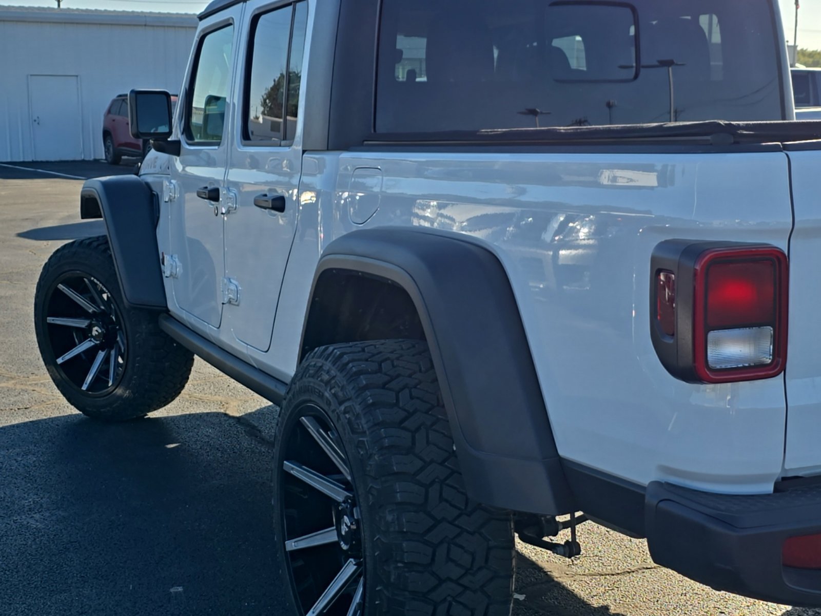 Used 2023 Jeep Gladiator Mojave w/ Trailer Tow Package AWD/4WD image 57