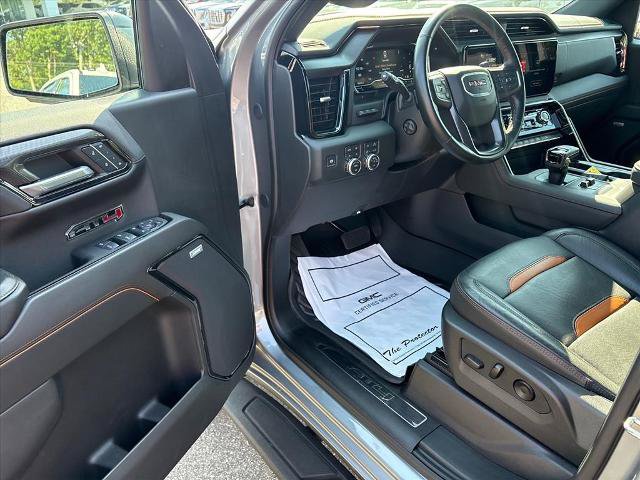 Certified 2024 GMC Sierra 1500 AT4 w/ Technology Package AWD/4WD image 11