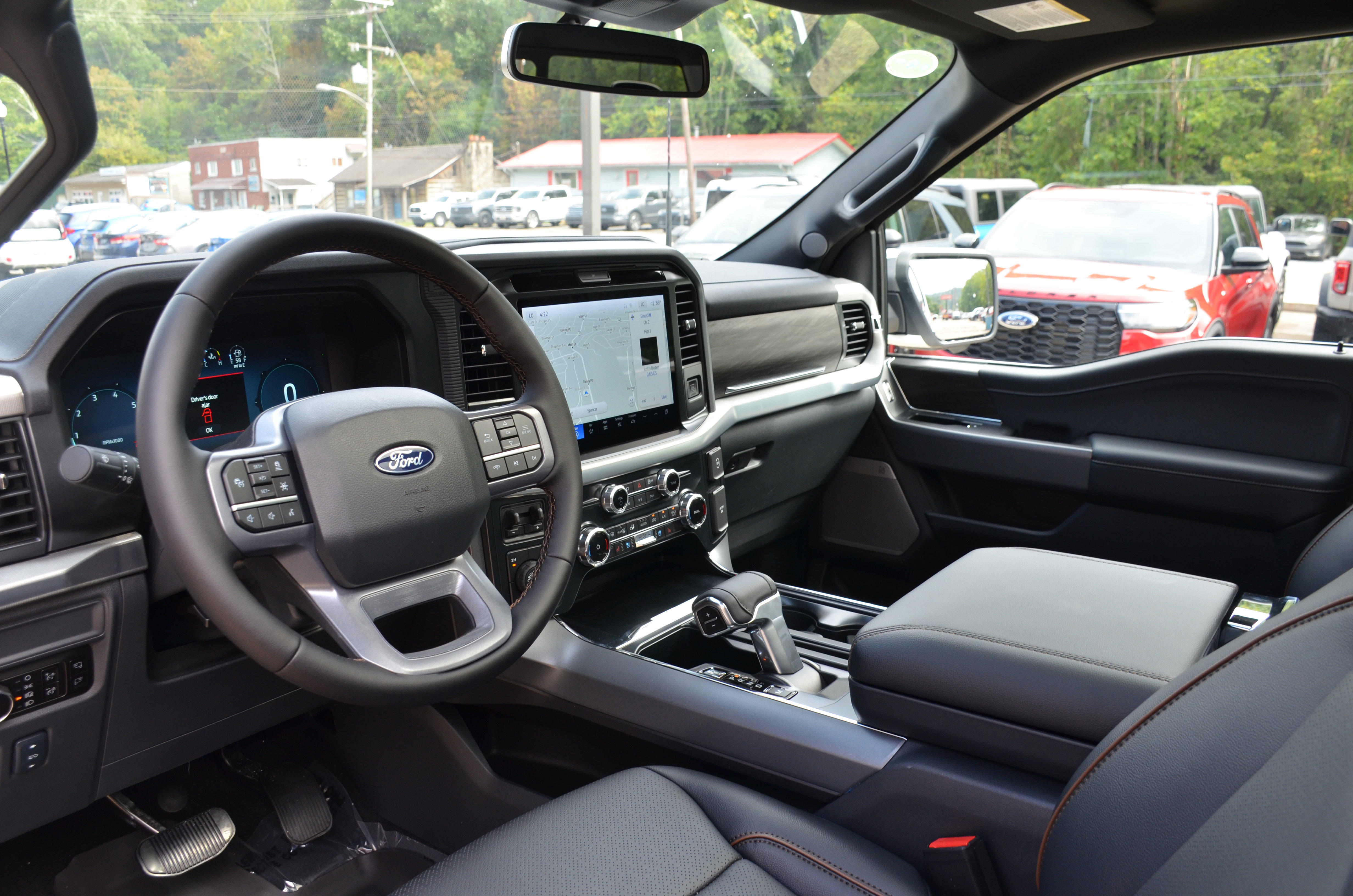 New 2025 Ford F150 Lariat w/ Equipment Group 502A High image 20