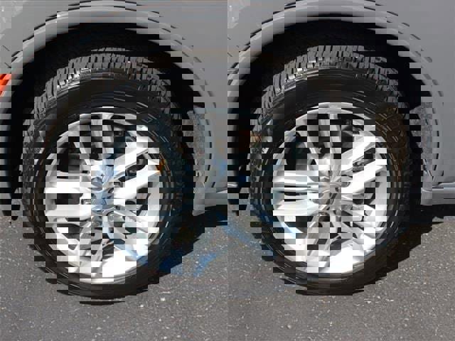 Used 2024 Dodge Durango GT image 43