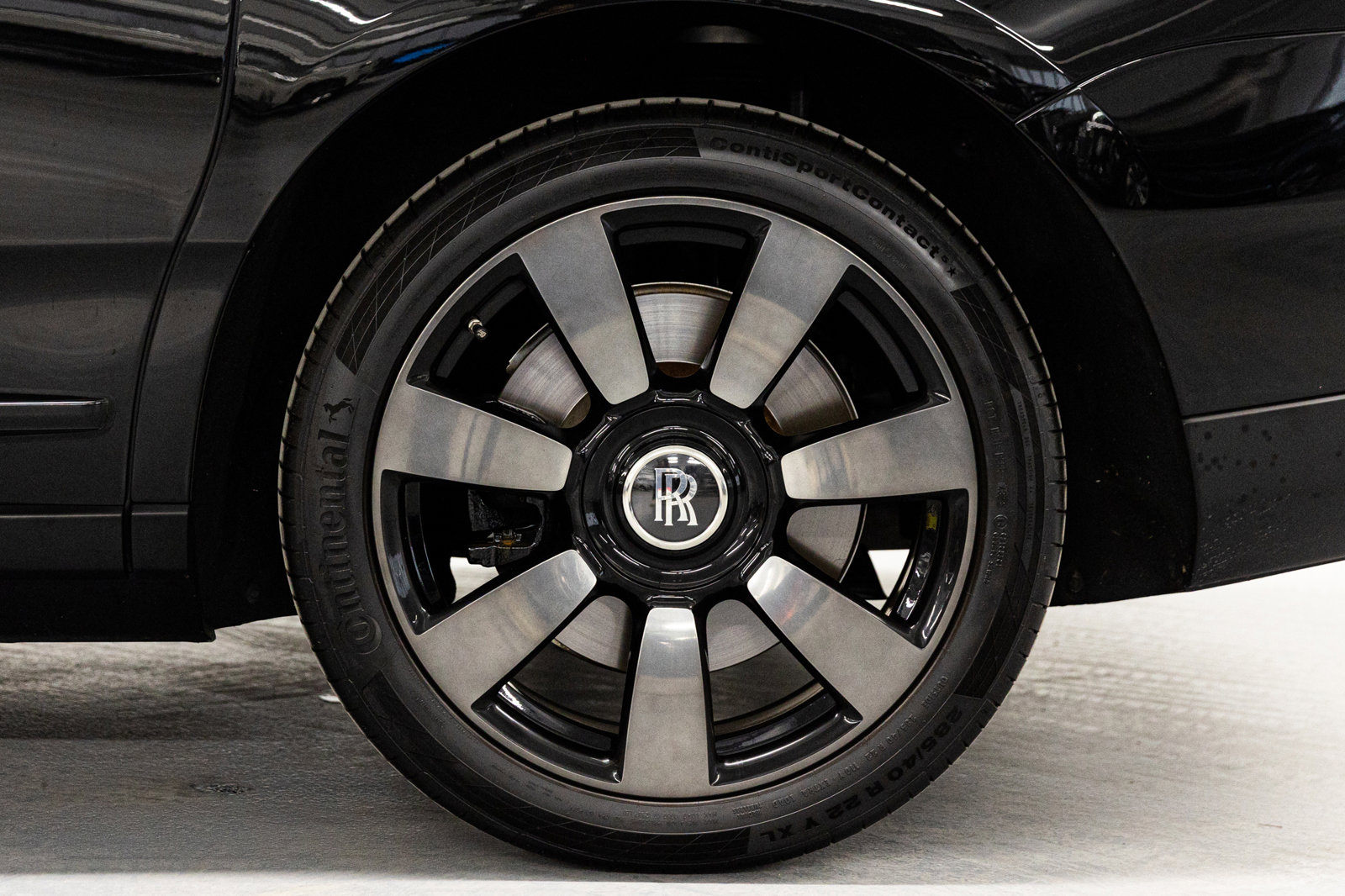 Certified 2024 Rolls-Royce Cullinan image 20