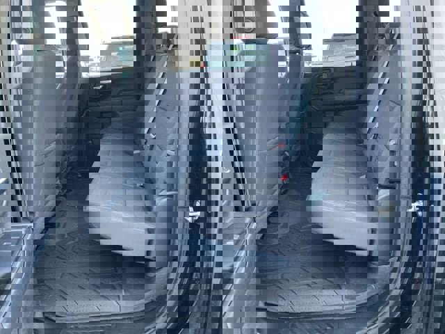 Used 2024 Chevrolet Silverado 2500 Custom w/ Custom Value Package image 27