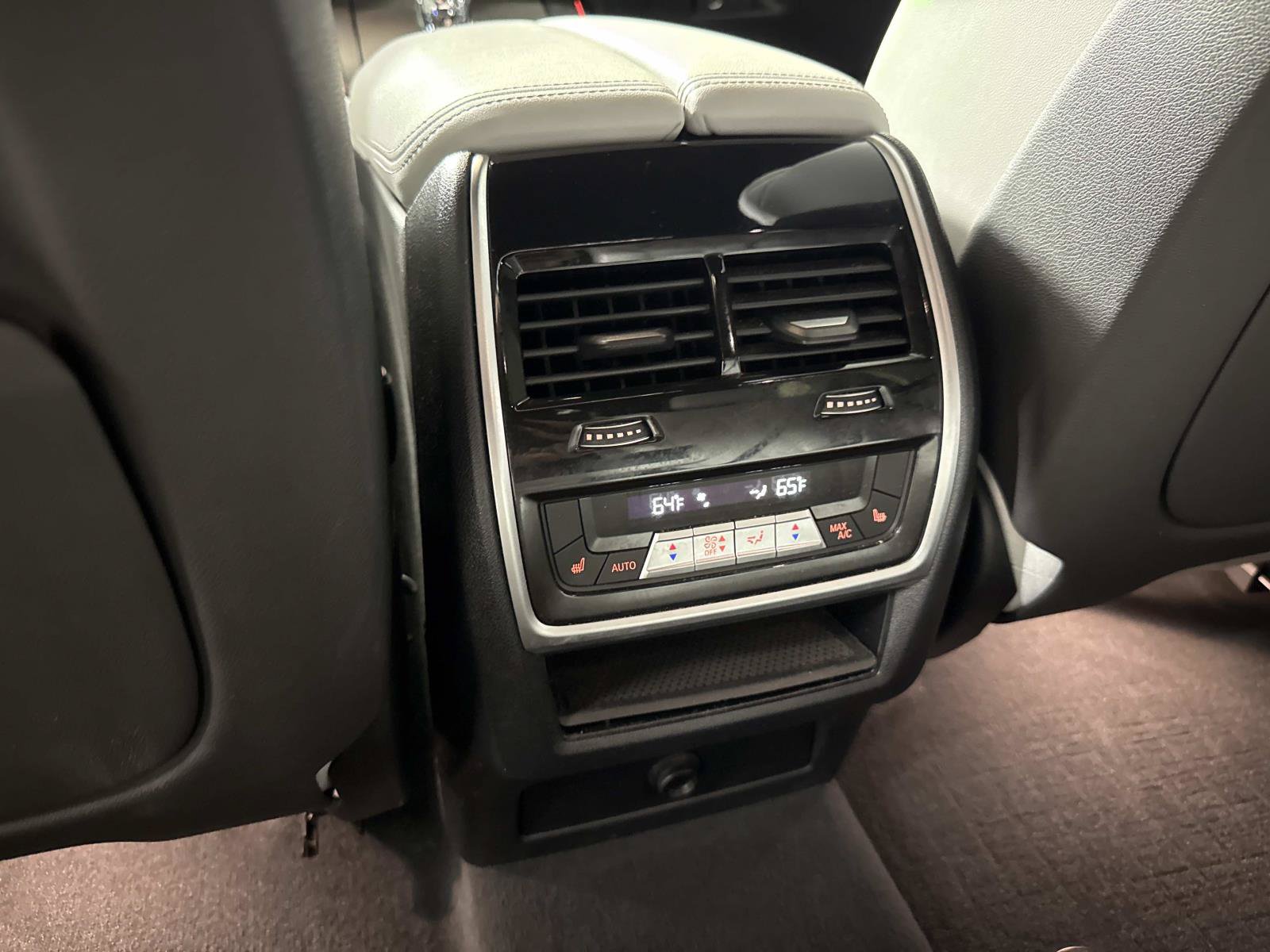 Used 2023 BMW X5 sDrive40i w/ Executive Package RWD image 14