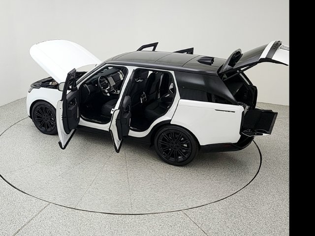 New 2026 Land Rover Range Rover SE AWD/4WD image 40