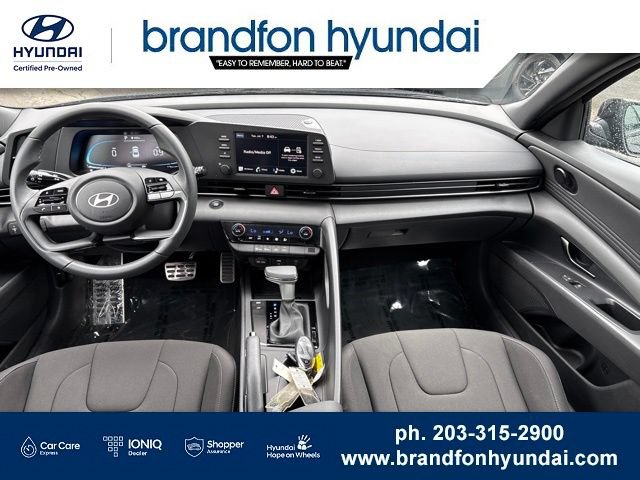 Certified 2026 Hyundai Elantra Sport w/ Cargo Package FWD image 12