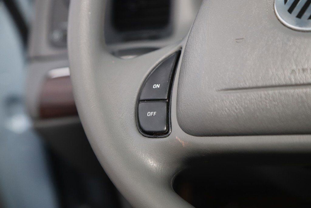 Used 2004 Mercury Grand Marquis GS image 31