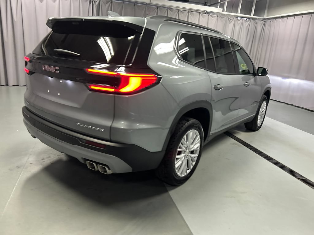 Used 2026 GMC Acadia Elevation w/ Elevation Premium Package FWD image 7