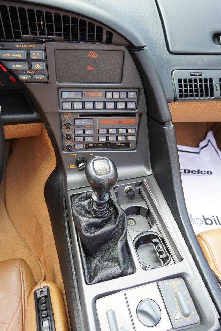 Used 1990 Chevrolet Corvette ZR-1 RWD image 24