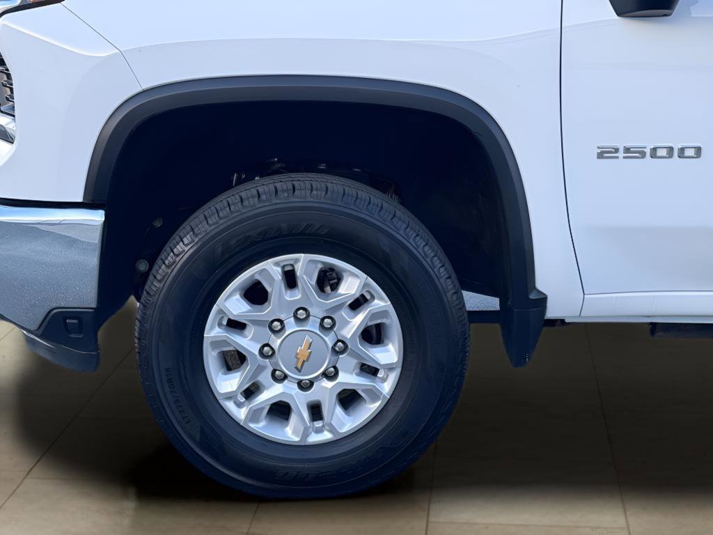 Used 2024 Chevrolet Silverado 2500 LTZ image 40