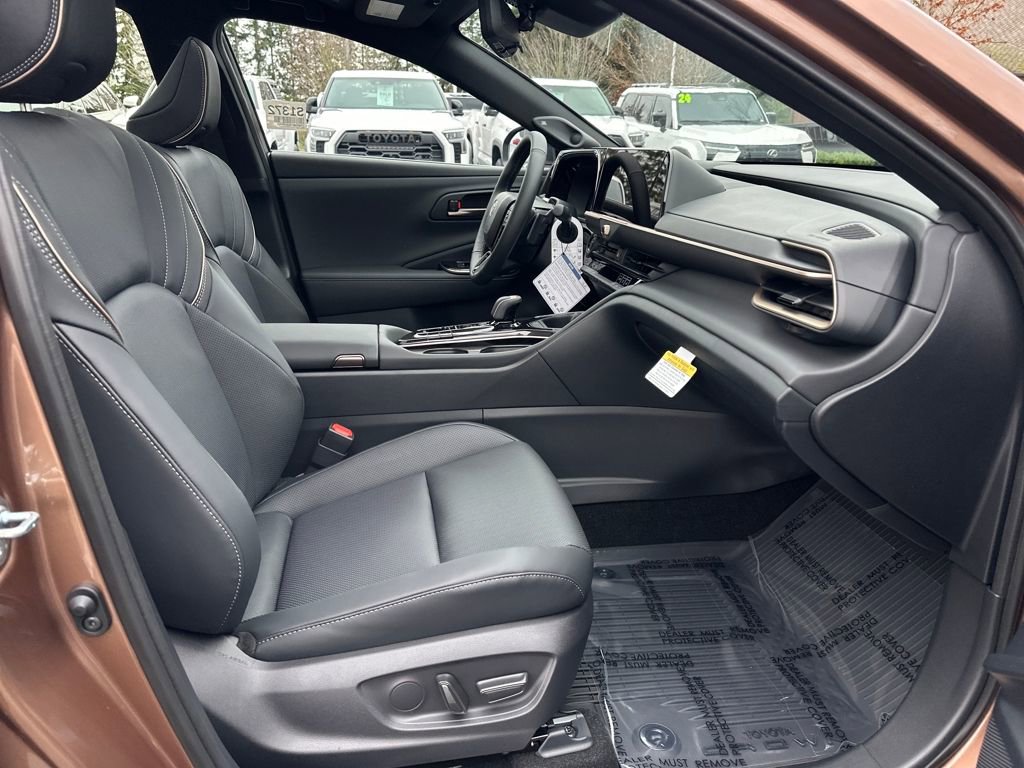 New 2025 Toyota Crown Signia image 17