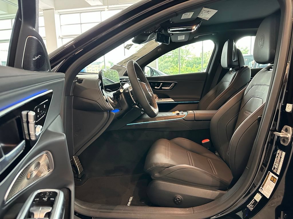 New 2026 Mercedes-Benz E 53 AMG e 4MATIC Sedan image 4