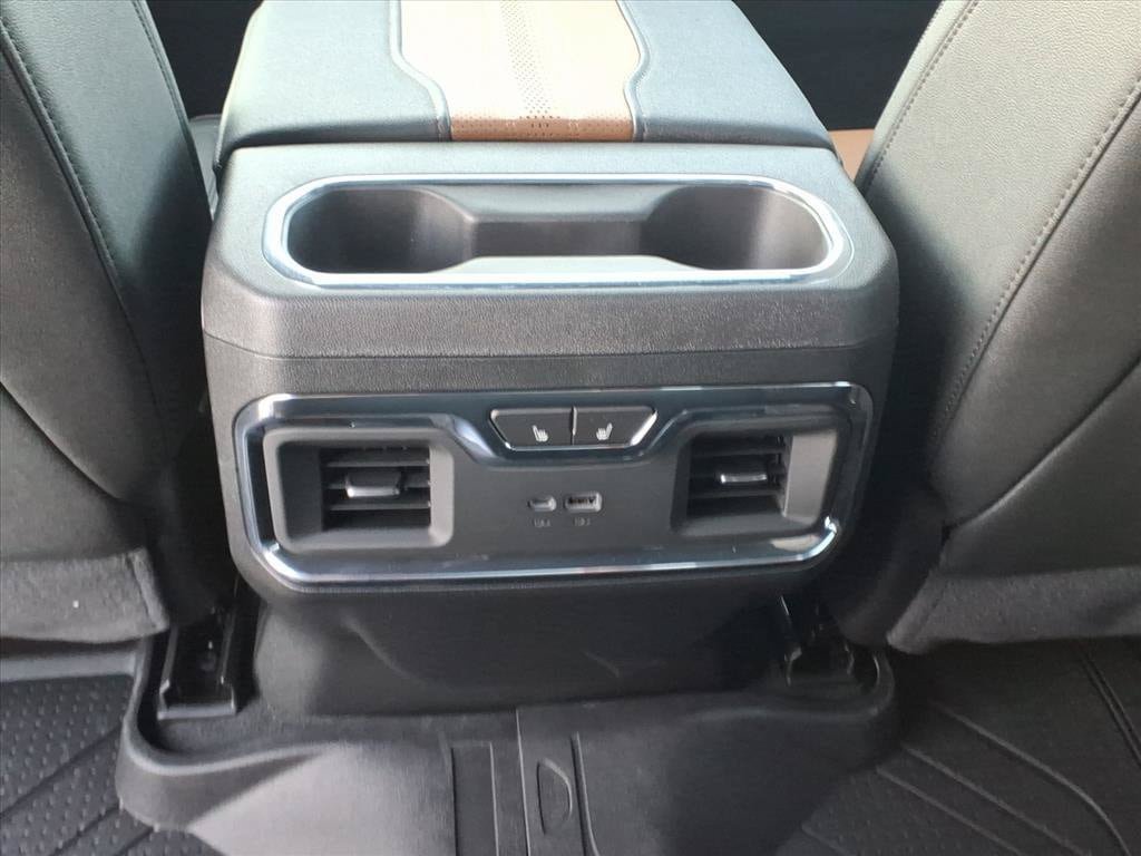 New 2026 Chevrolet Silverado 1500 High Country RWD image 17