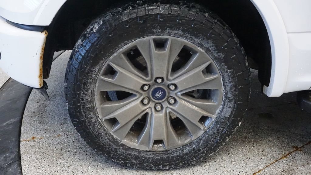 Used 2016 Ford F150 XLT w/ Equipment Group 302A Luxury image 15