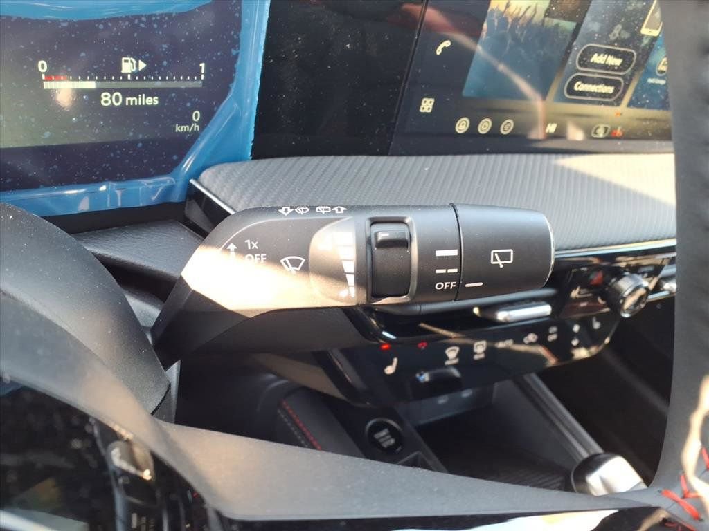 New 2026 Nissan Kicks SR image 22