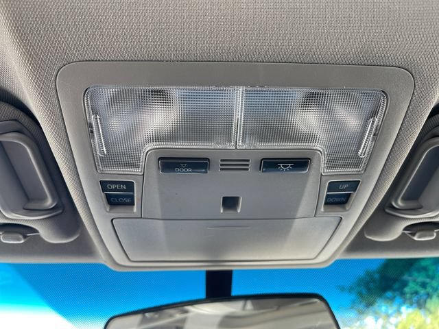 Used 2016 Toyota Camry XSE w/ Moonroof Package FWD image 20