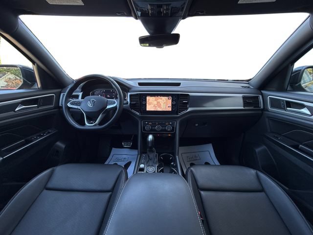 Used 2020 Volkswagen Atlas Cross Sport SEL R-Line AWD/4WD image 31