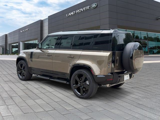 New 2026 Land Rover Defender 110 X-Dynamic SE AWD/4WD image 3