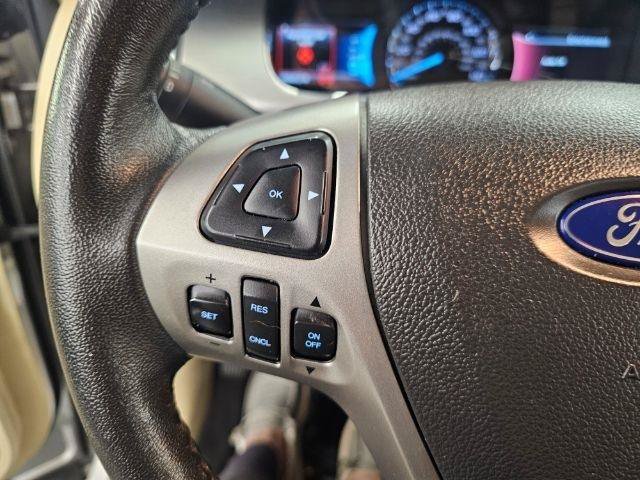 Used 2019 Ford Taurus SEL w/ Equipment Group 201A FWD image 16