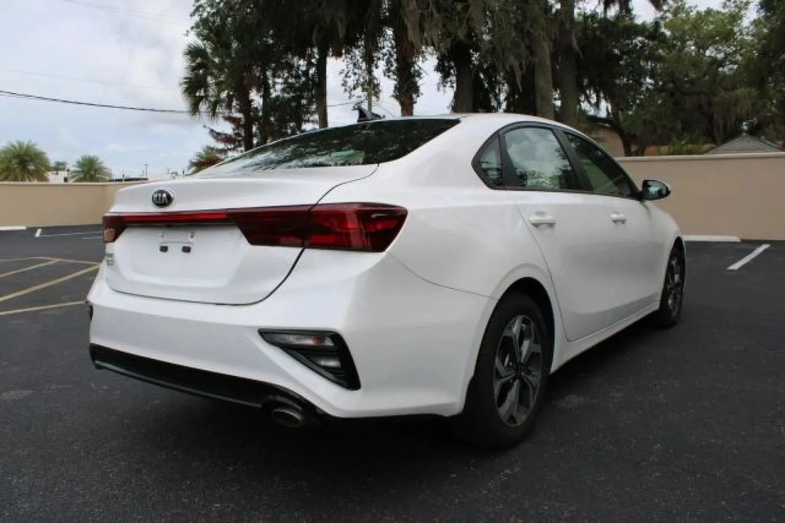 Used 2021 Kia Forte LXS FWD image 15