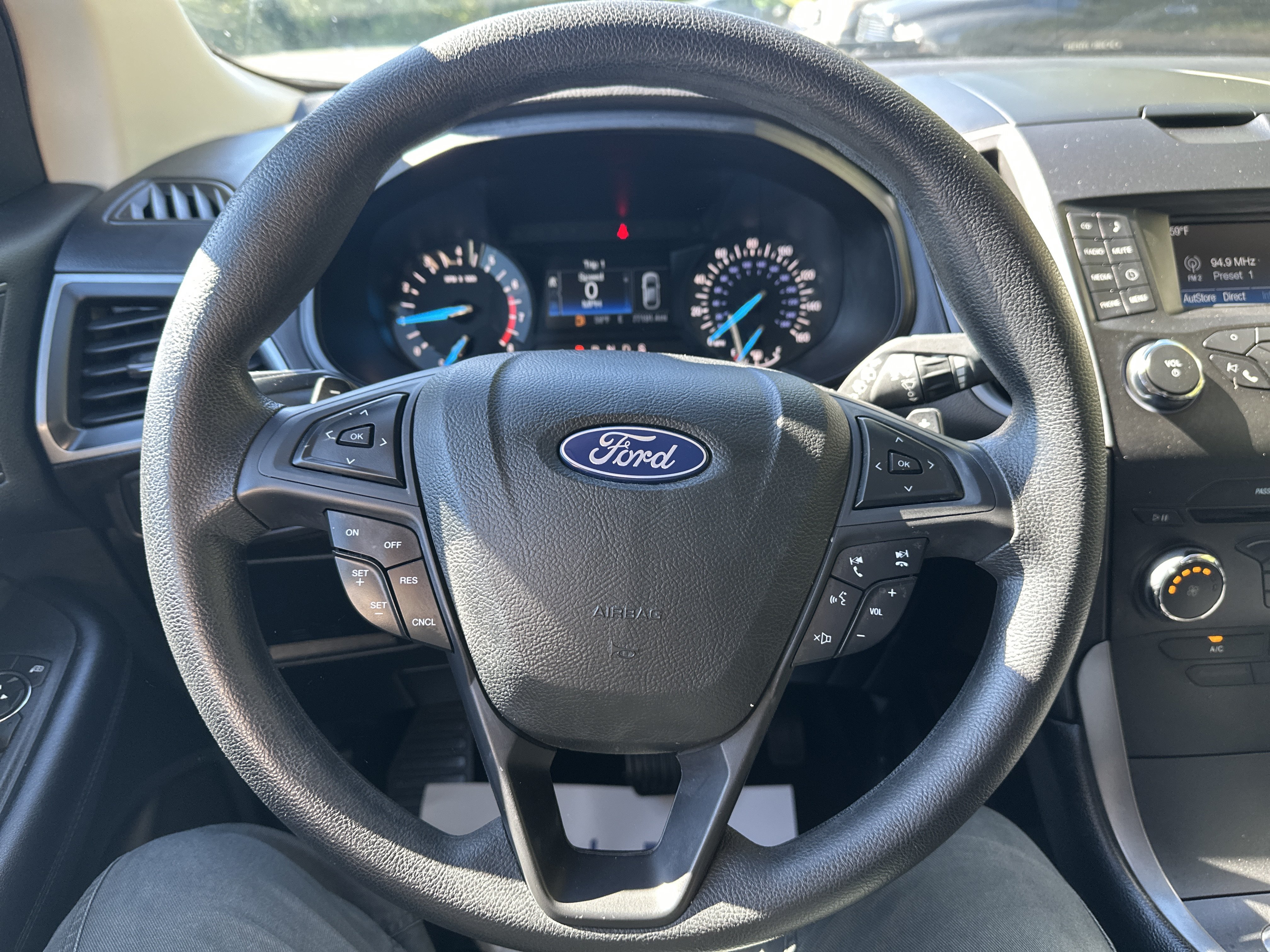 Used 2018 Ford Edge SE AWD/4WD image 14