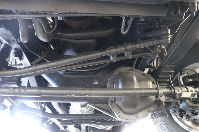 Used 1999 Ford F350 XLT AWD/4WD image 35