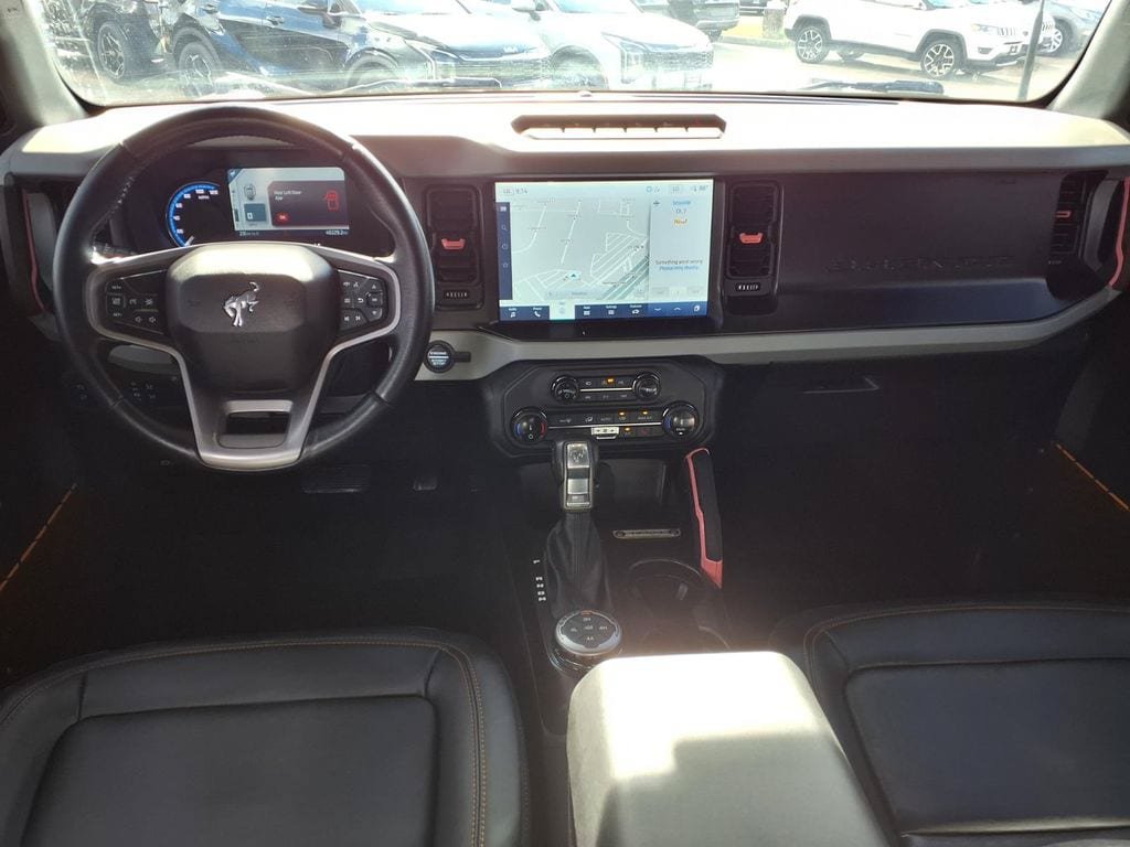 Used 2022 Ford Bronco Badlands AWD/4WD image 9