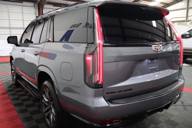 Used 2021 Cadillac Escalade Sport w/ Driver Assist Tech Package AWD/4WD image 37