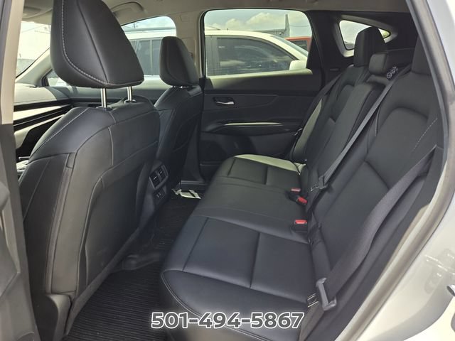 Used 2025 Nissan Murano SV AWD/4WD image 10