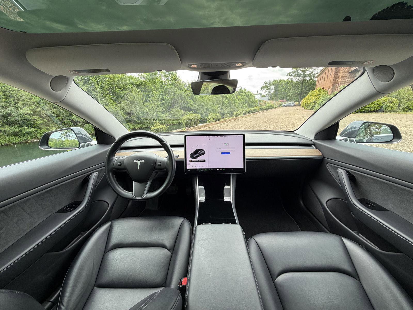 Used 2018 Tesla Model 3 Long Range AWD/4WD image 10