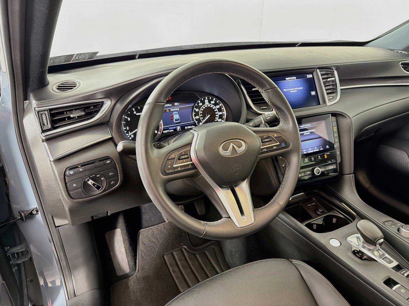 Used 2023 INFINITI QX55 Luxe w/ Accent Package AWD/4WD image 16