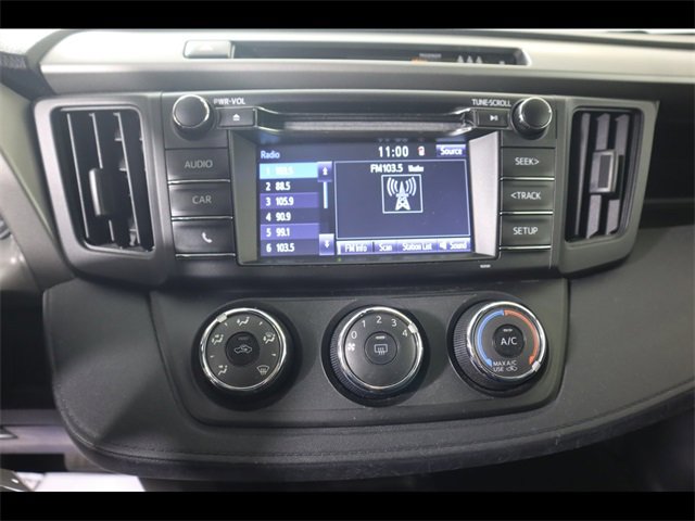 Used 2017 Toyota RAV4 LE image 19